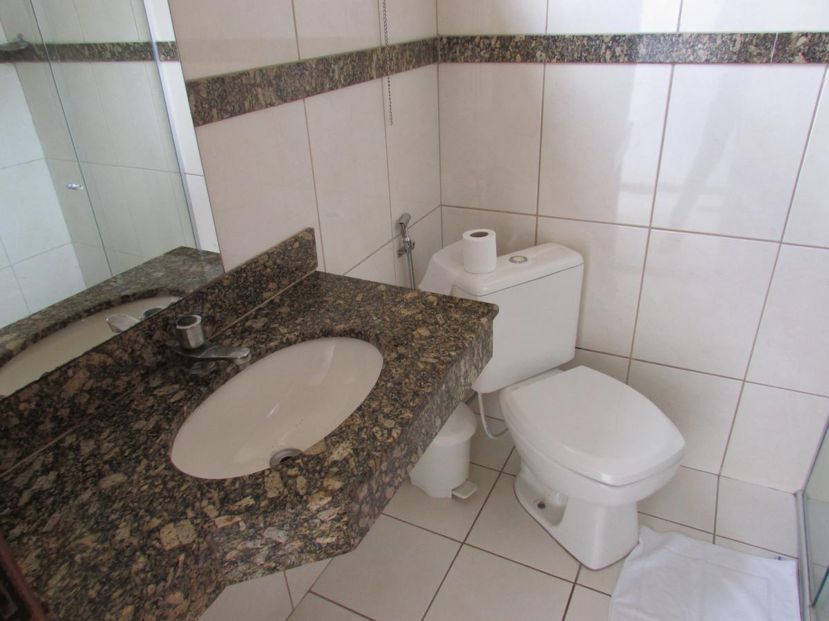 Hotel Oitis Governador Valadares Exterior photo