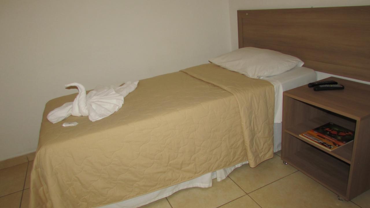 Hotel Oitis Governador Valadares Exterior photo
